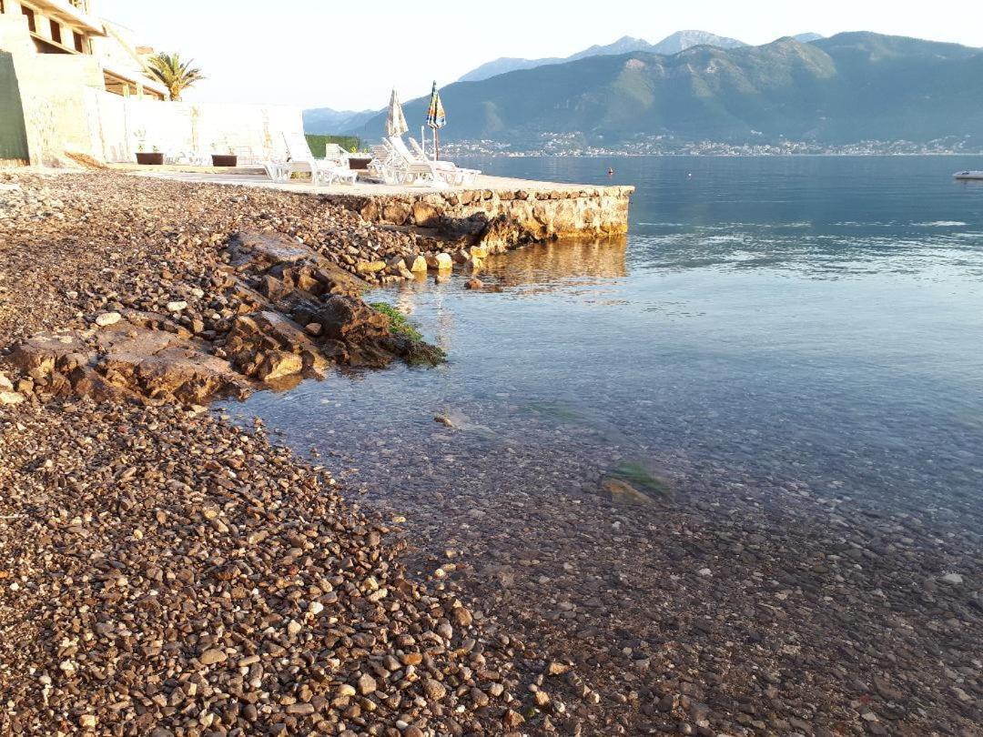 Apartments Sino More Tivat Kültér fotó